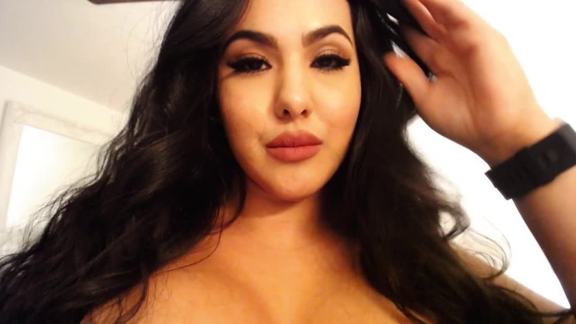Makayla Divine Makayla Divine